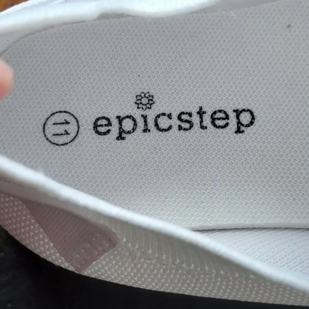 EpicStep Women's White Sneakers - Size 11 - Picture 8 of 8
